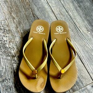 Tory Burch, beige sandals